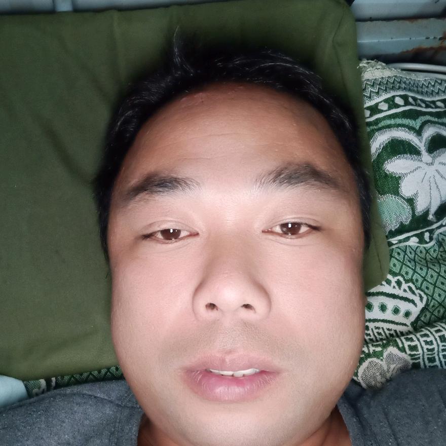 红旗飘飘