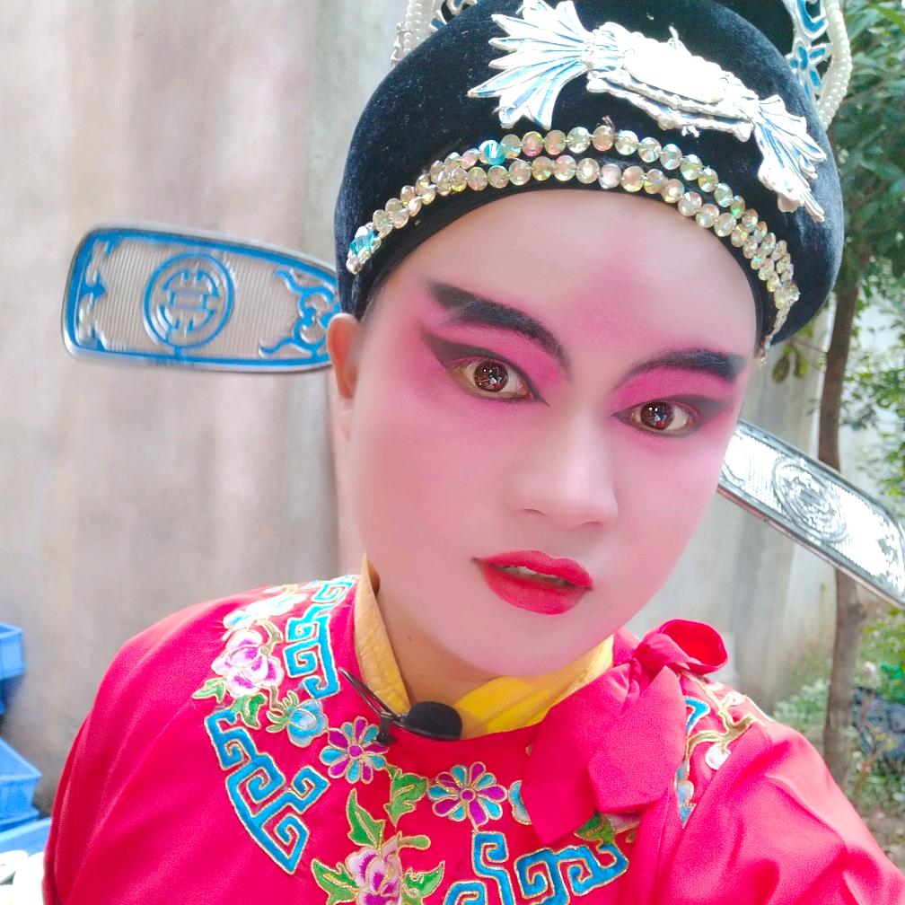 民间乐队，小楚