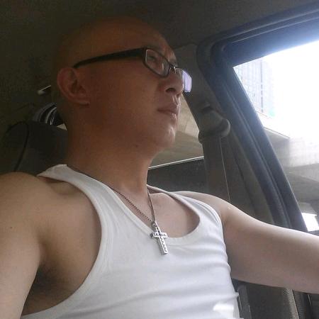 诱惑。。。烟圈