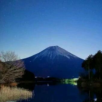 胡思华