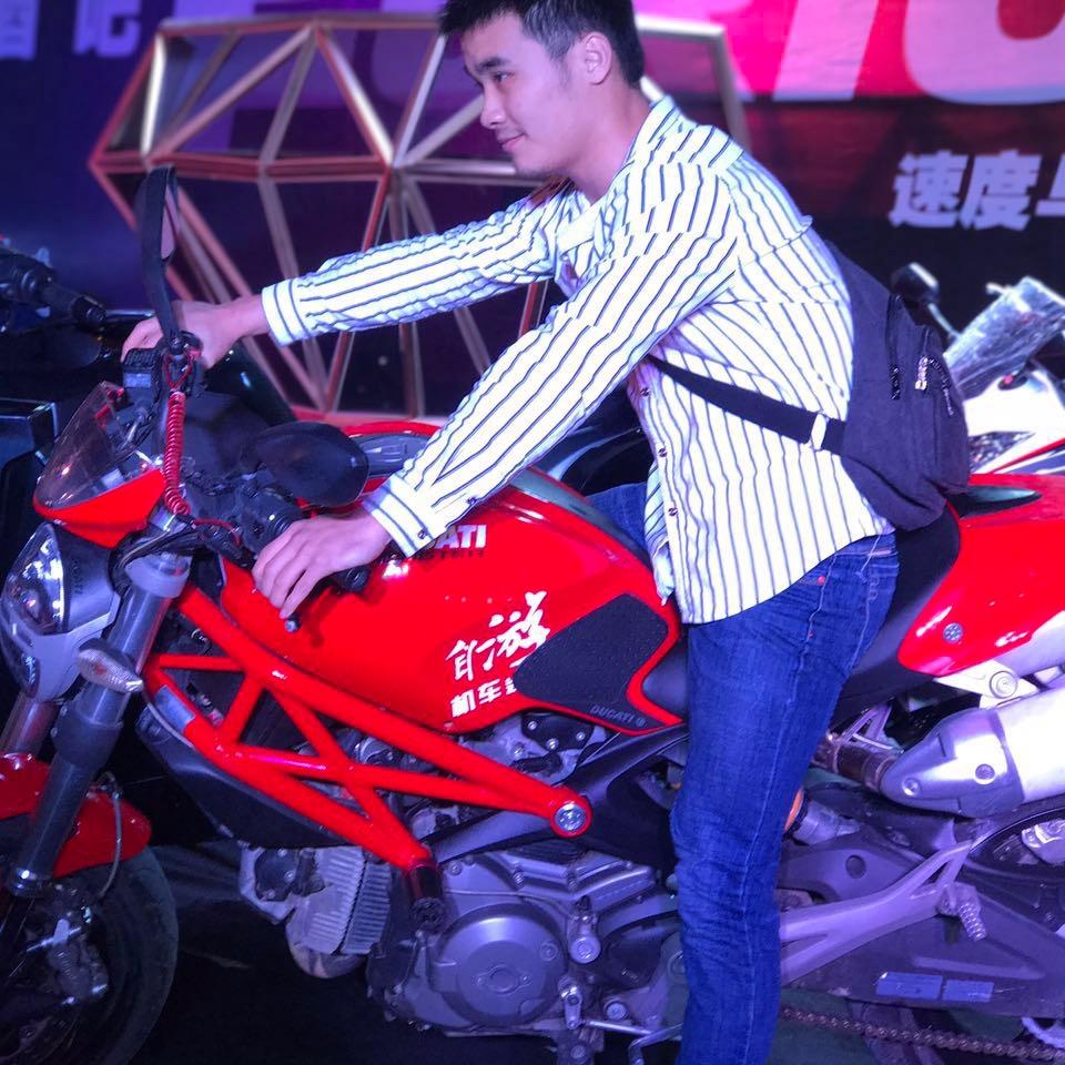 自游机车馆啊辉