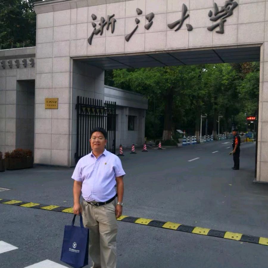 咫尺天涯