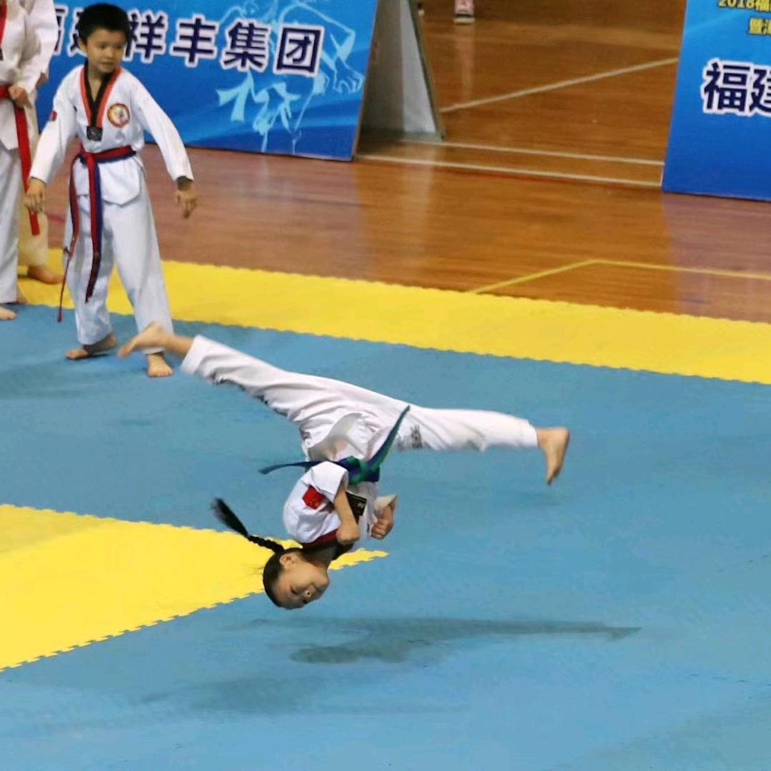 鼎季山源头茶庄