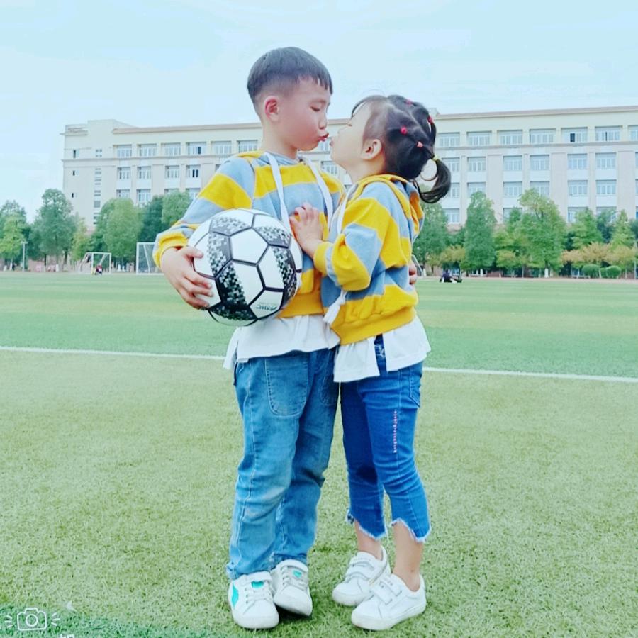 小小琴妹