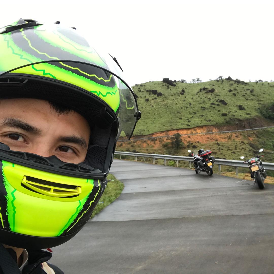 被机车耽误的吴彦祖🏍️🏍️