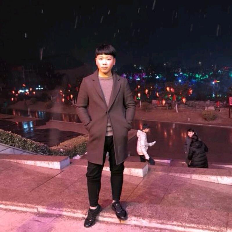 老鼠扛刀满街找猫