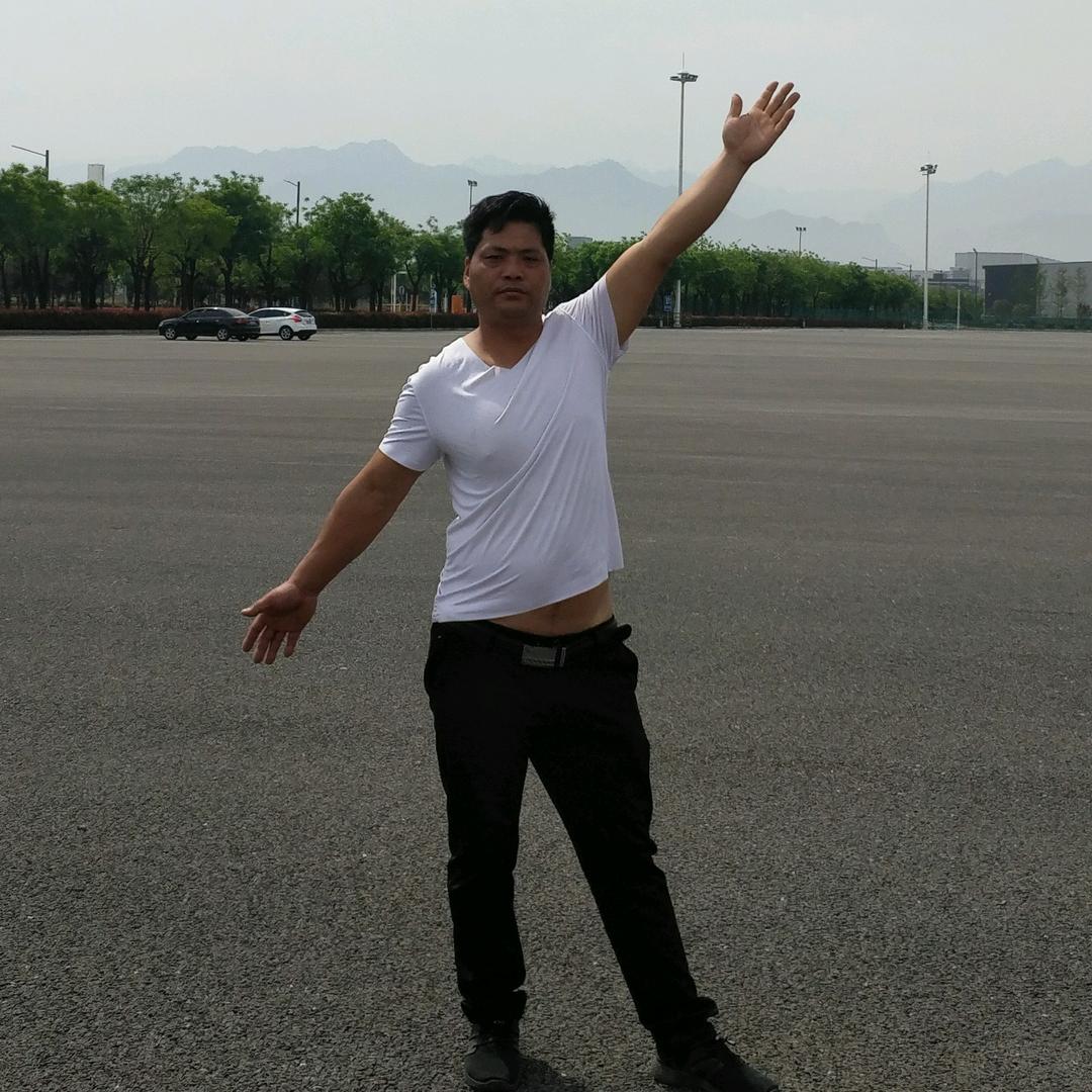 《值🇨🇳得》