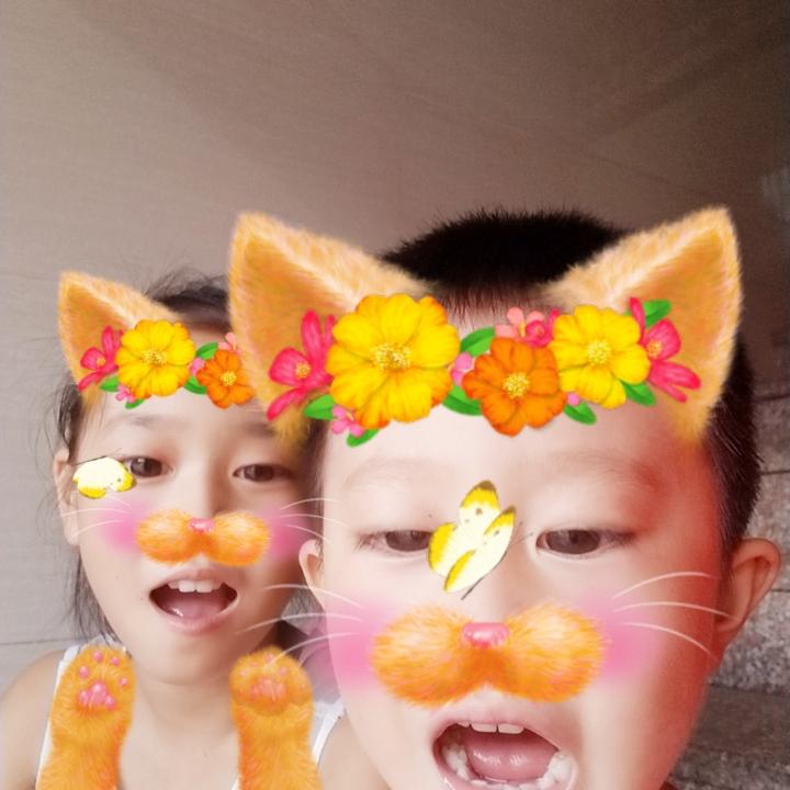 顺康摆摊贴膜