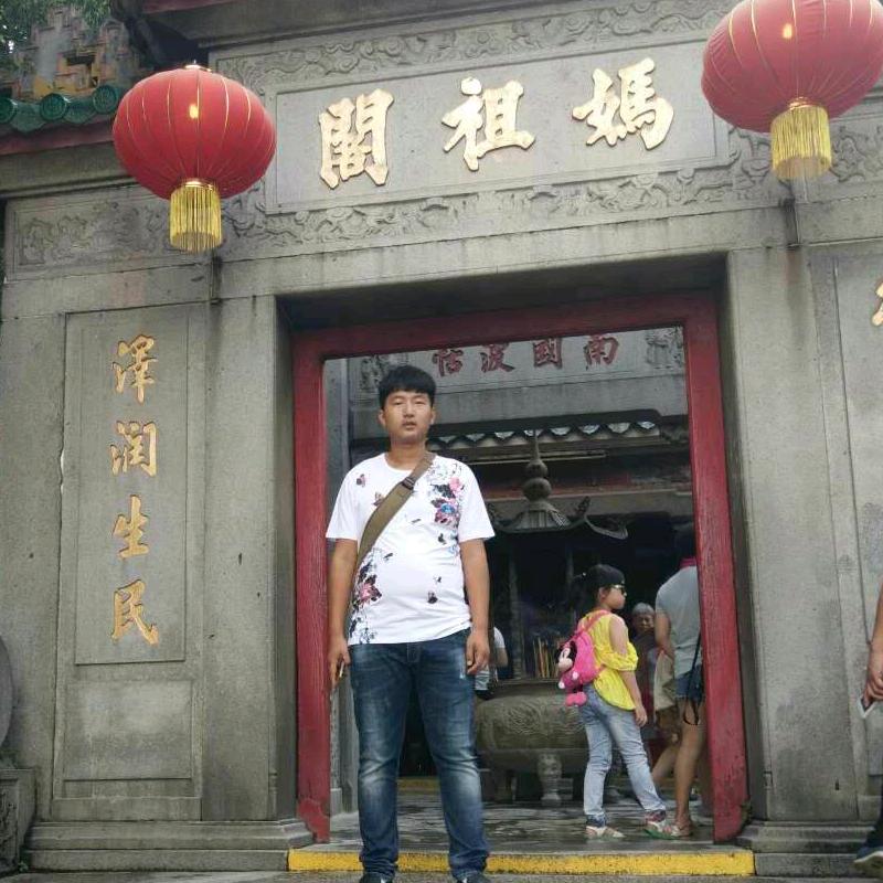 李煜隆