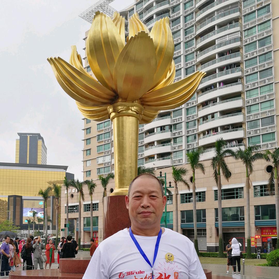 赠人玫瑰