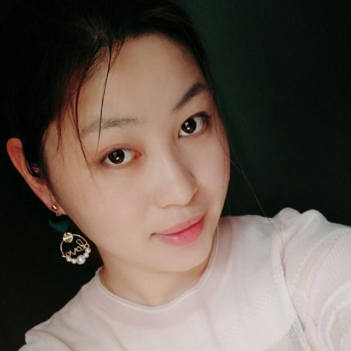 婷大大家的团宝