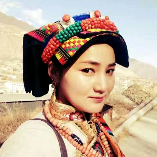 萍儿 藏香猪养殖基地