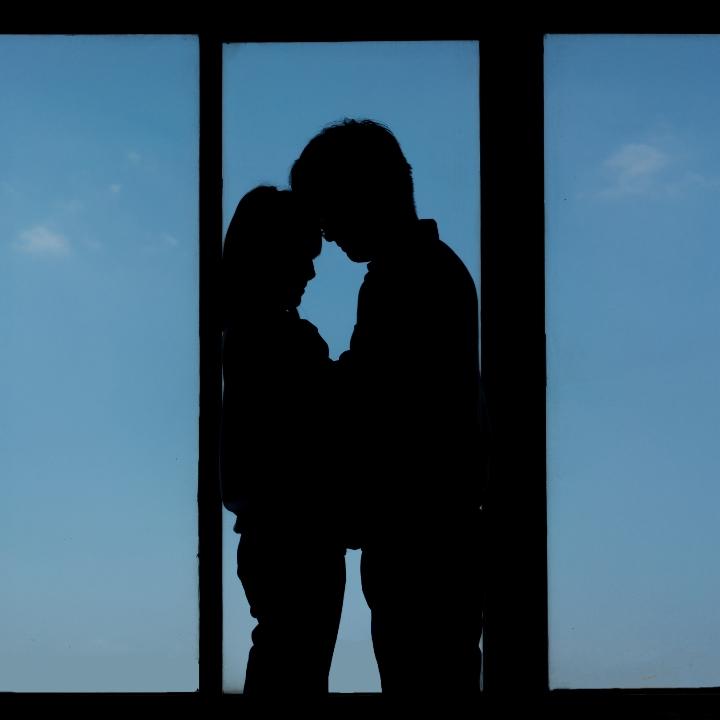 可爱幽默的小黄同学