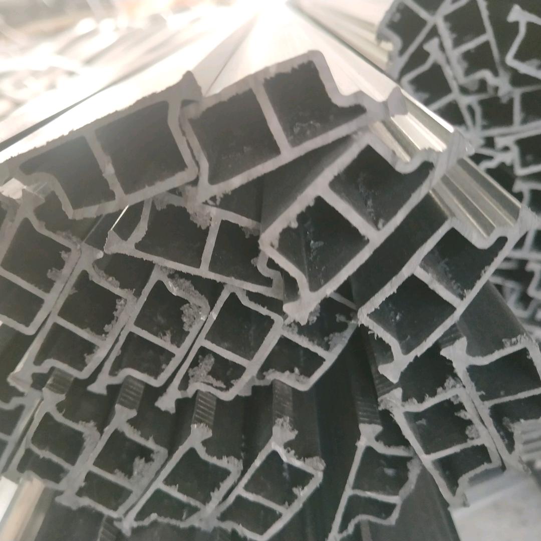 无缝焊接耐高温隔热条