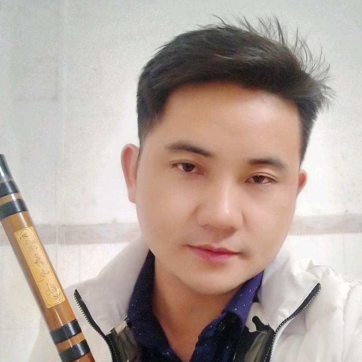 尼古拉斯.爱笛声