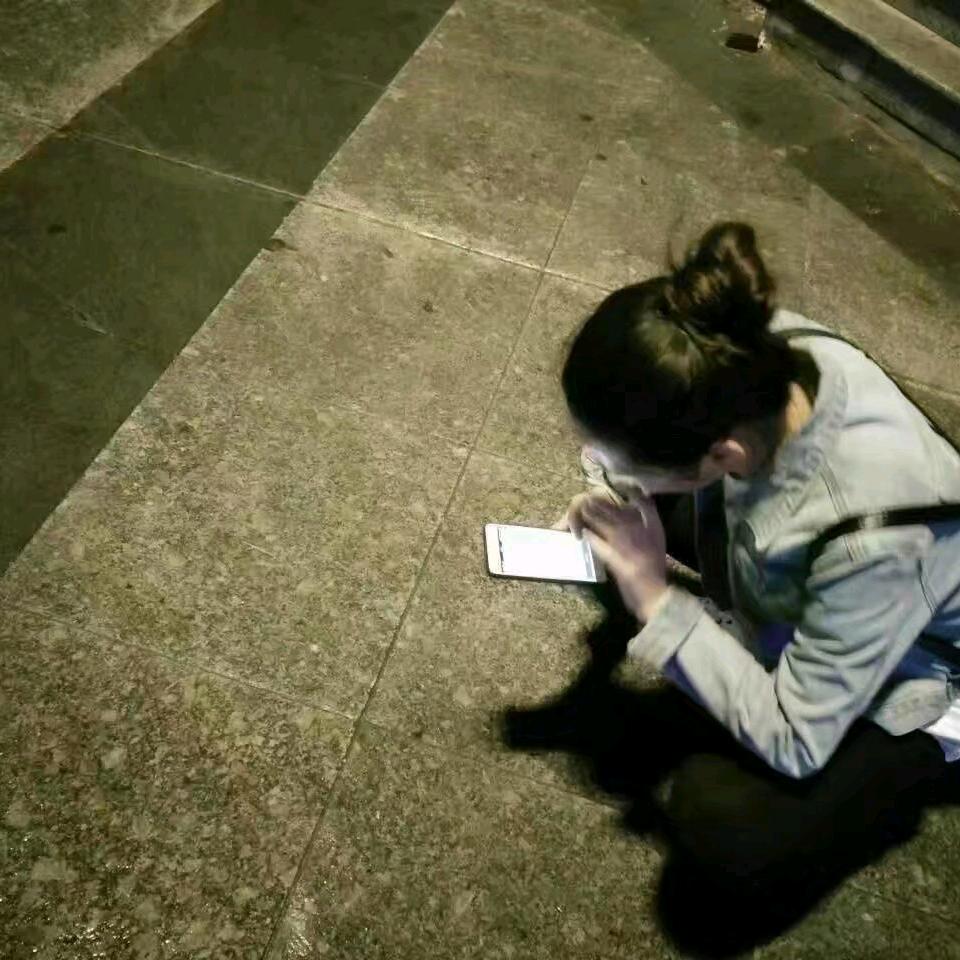 会咬人的棉花糖