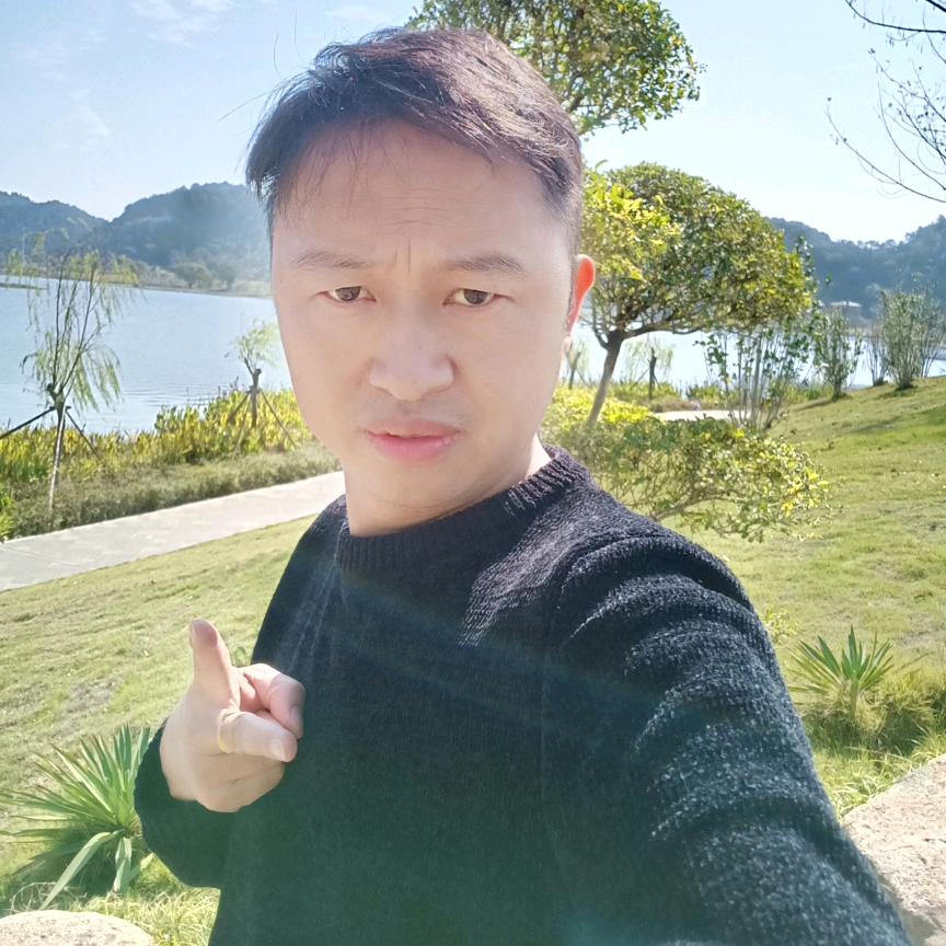 人在旅途，华哥