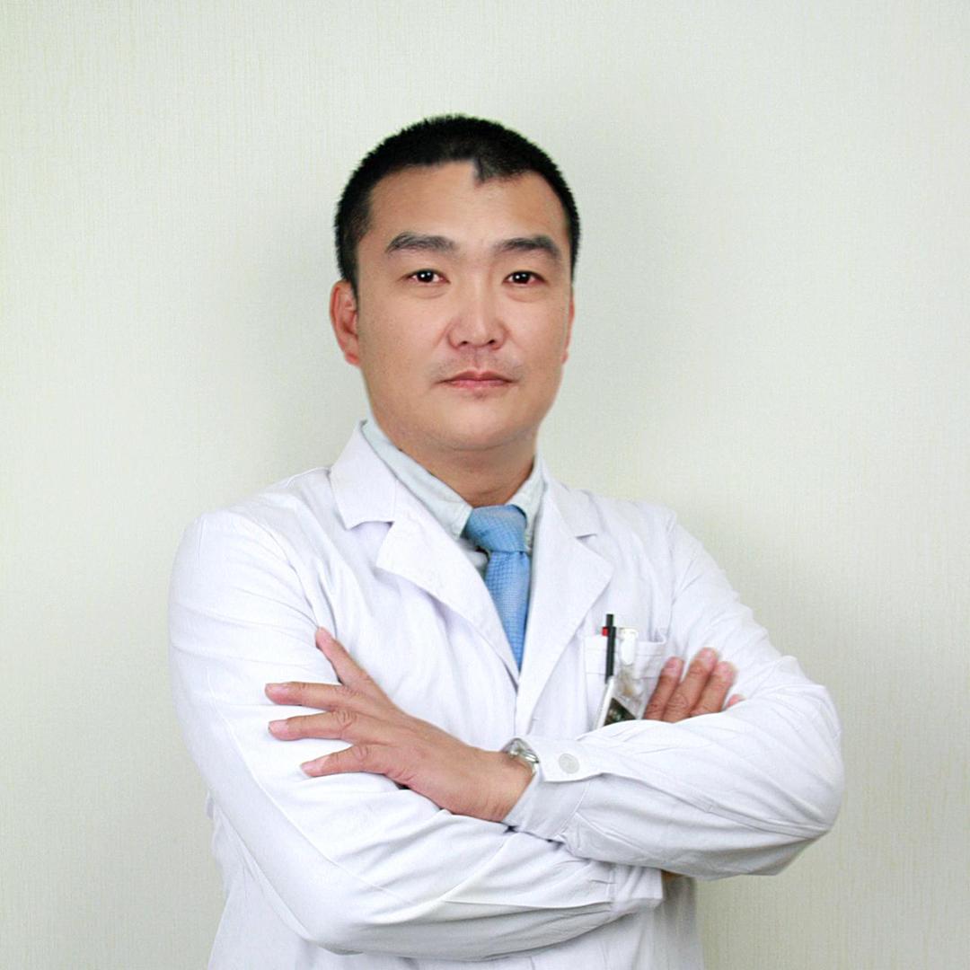 眼科医生王忠海