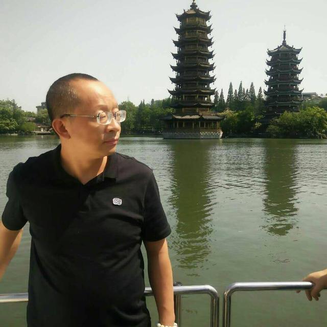 强哥在成都