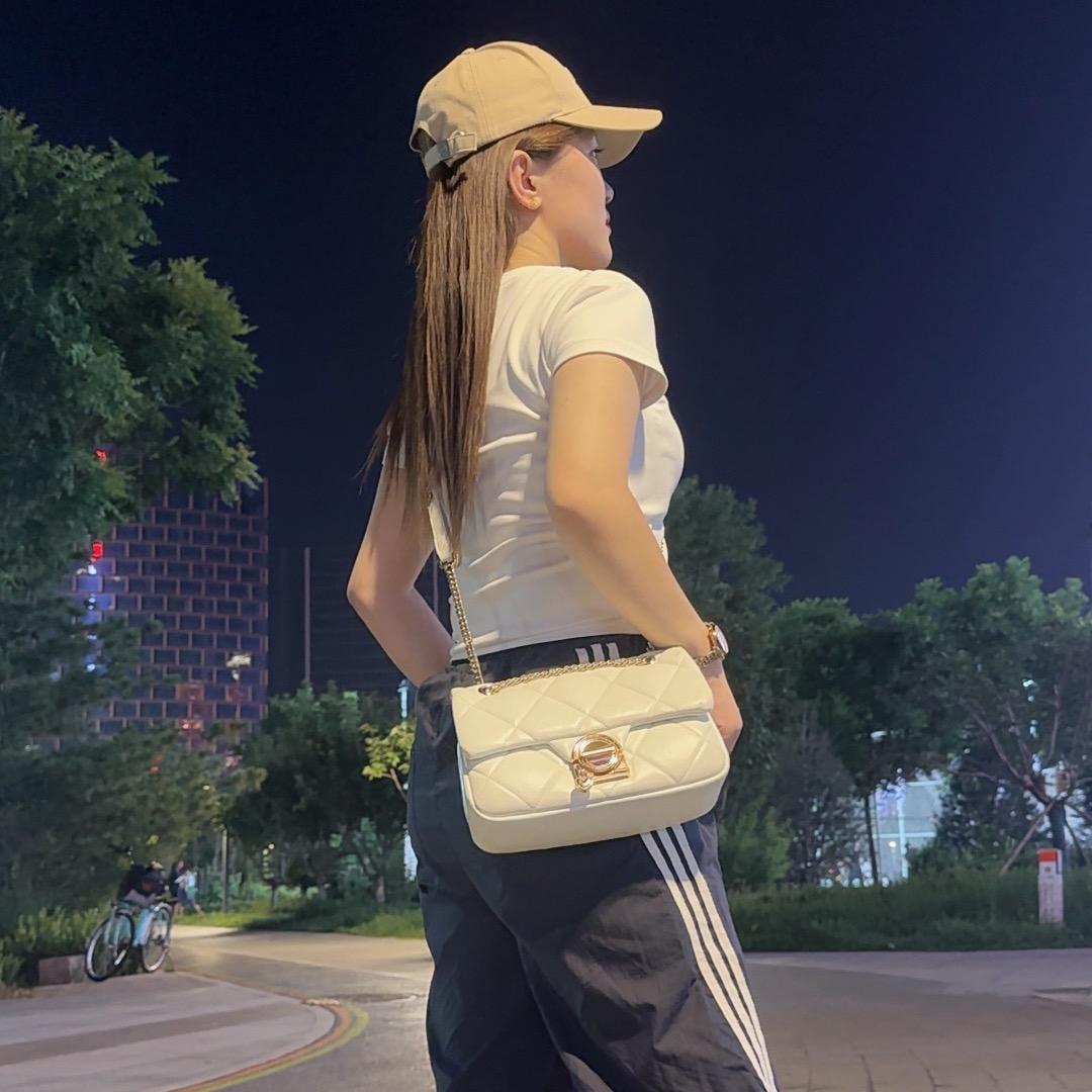 @安冉（兴城大风车童装）