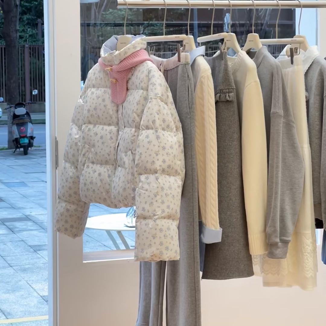 麦芒女裤工厂店