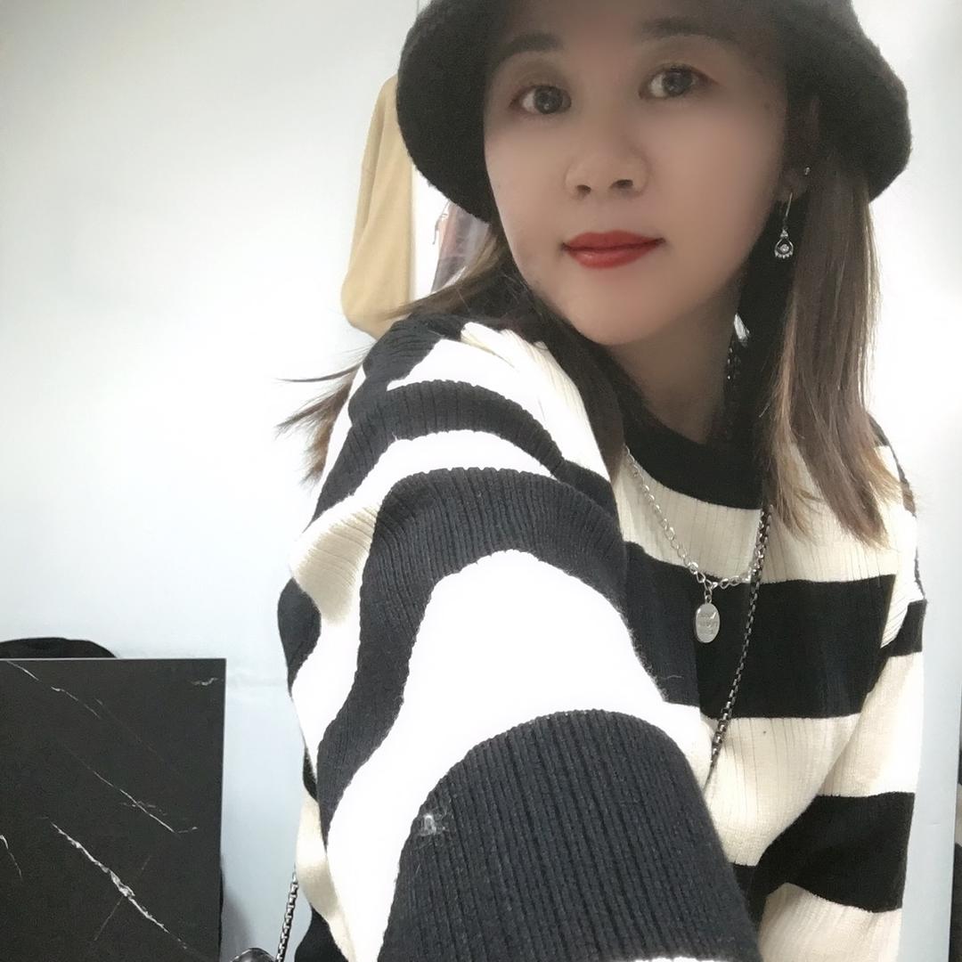 小嘴嘟嘟Alisa