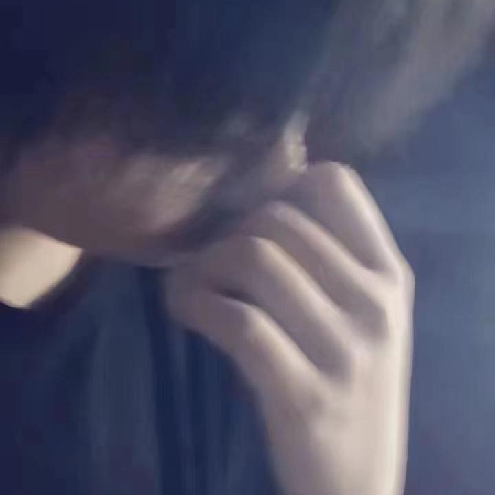 伟慕青
