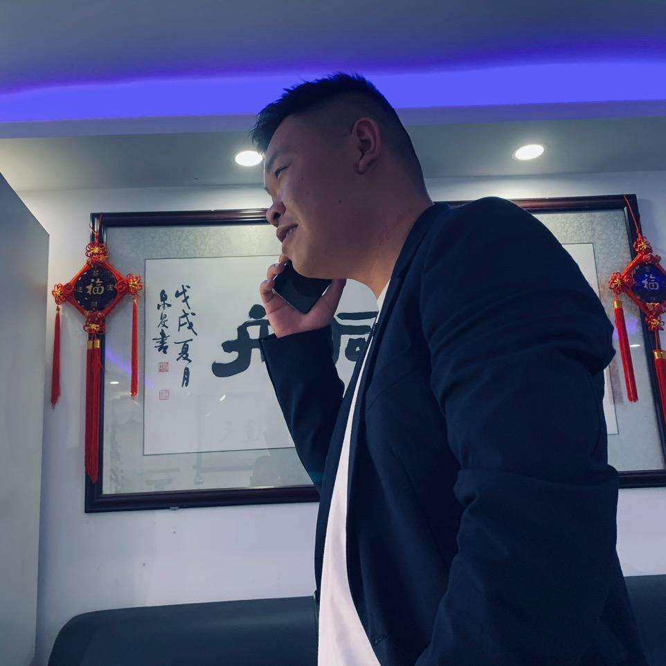 周唯