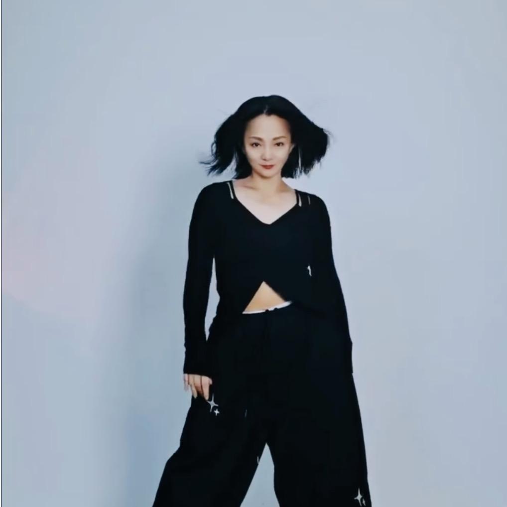 轻扬退休学舞记