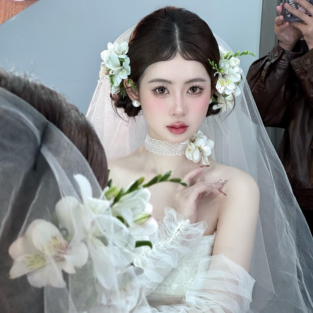 重庆化妆师—小凤