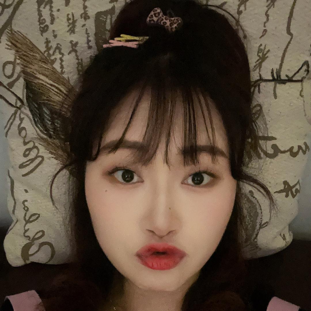 🧚‍♀️ .