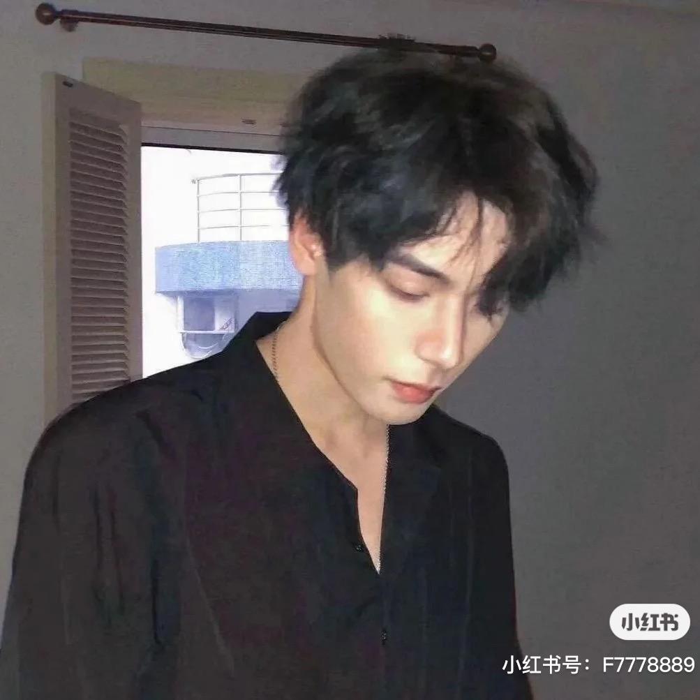 苦恼的海绵宝宝
