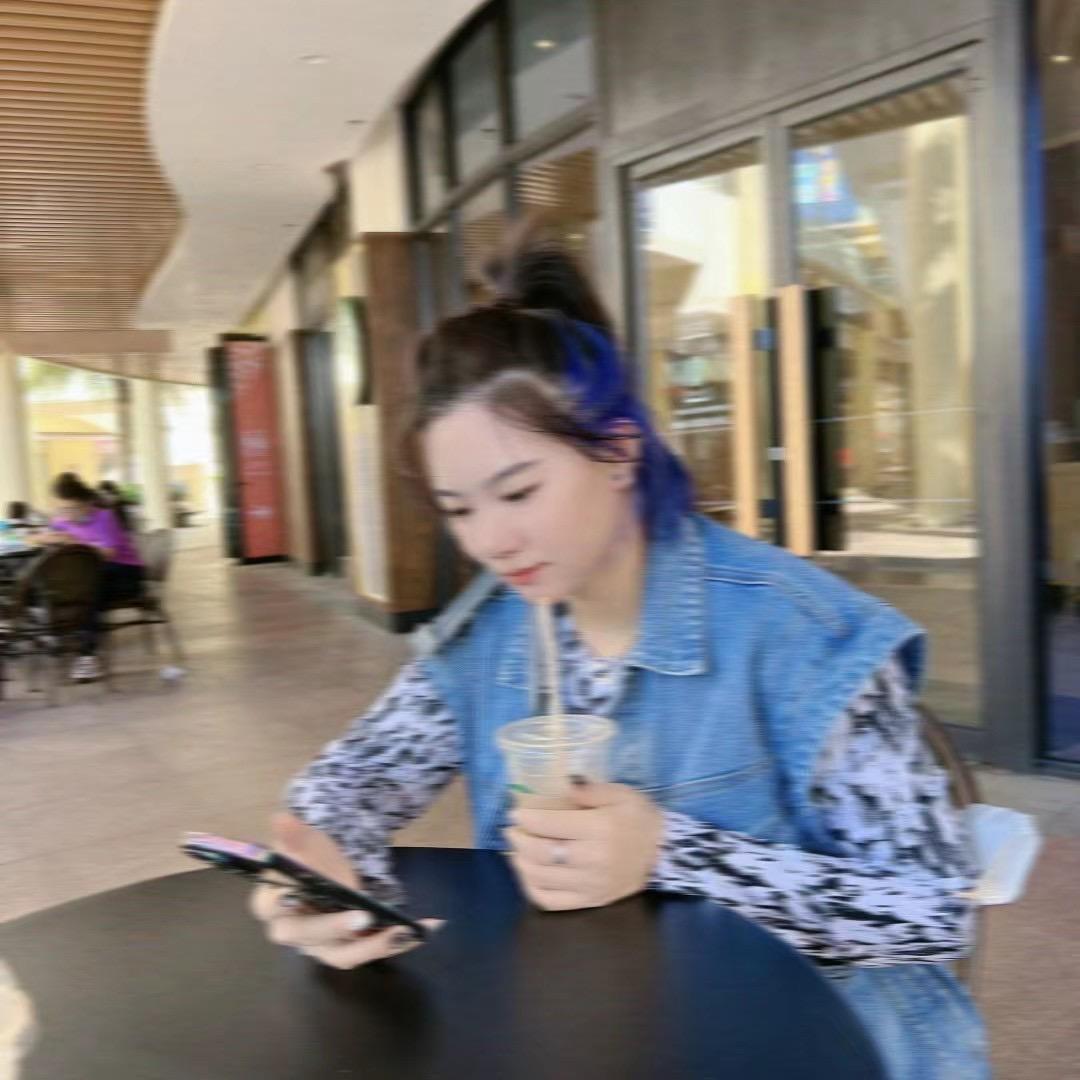 蕾蕾｜恬心美甲美睫
