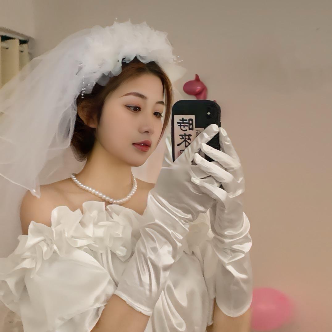 女摄-饭饭 📸 （约拍看简介）