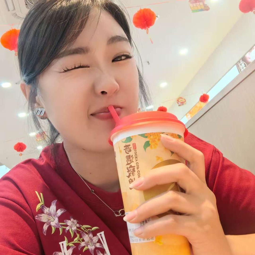 是谁打了小怪兽