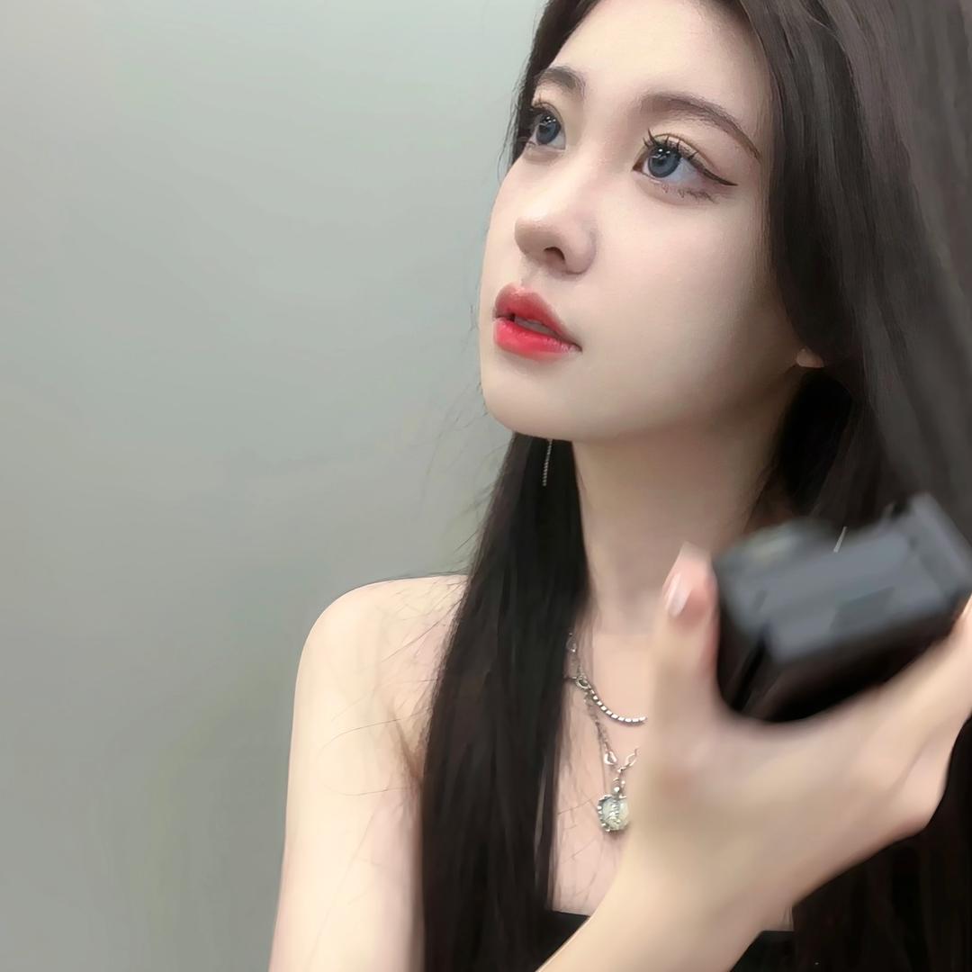 阿嚸-
