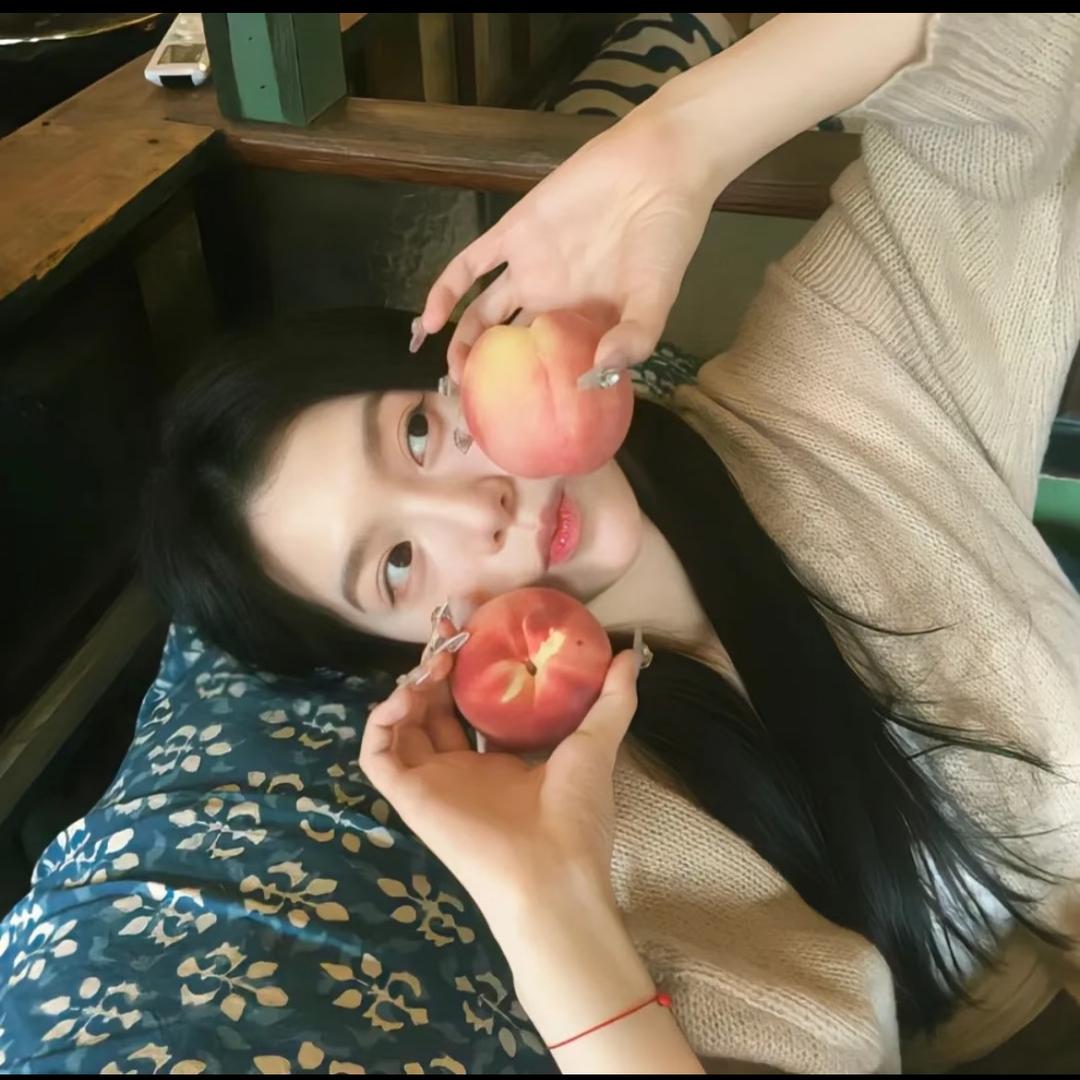 yꮼ_E^