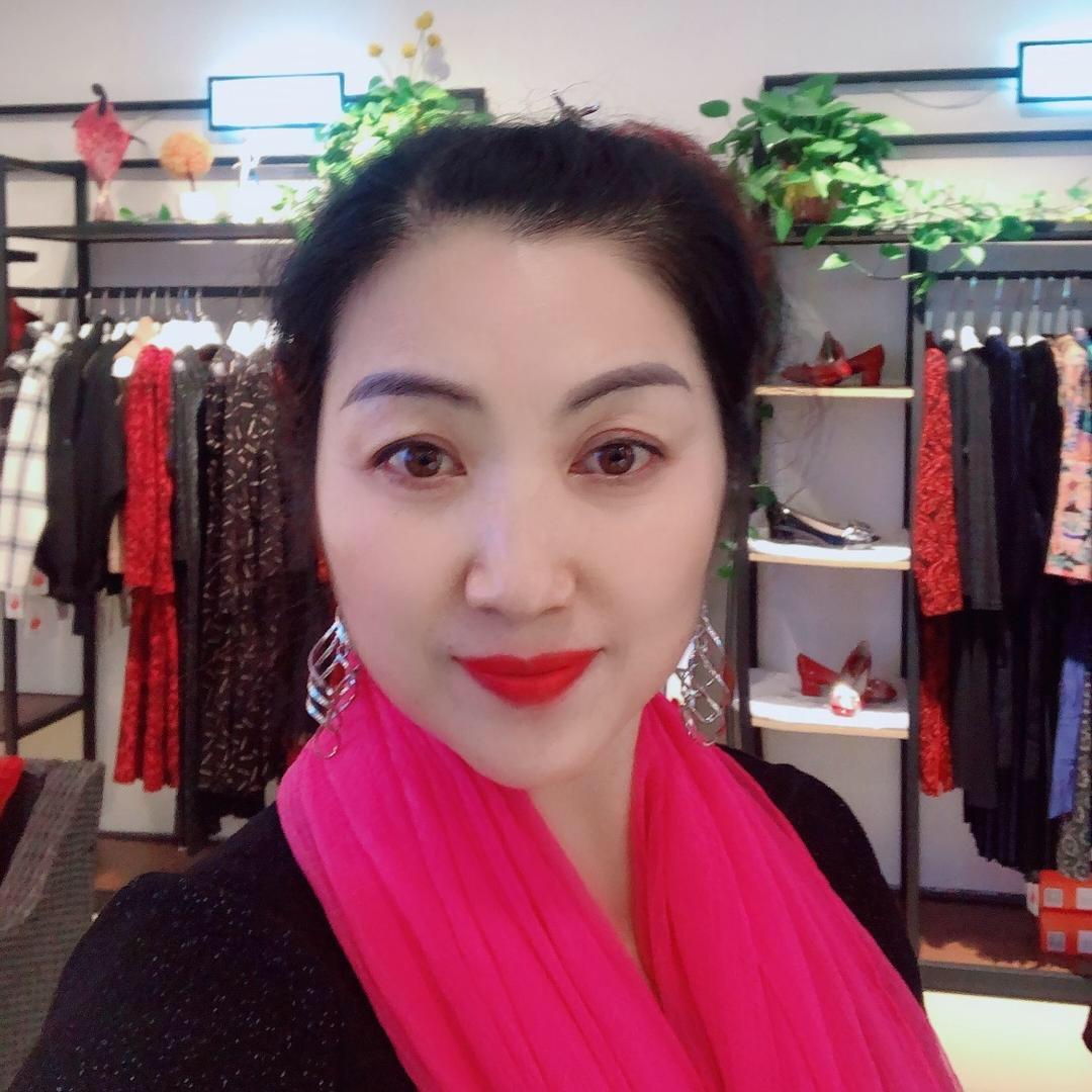 美姐高端气质女装穿搭