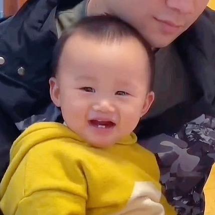 捡瓶子的强仔仔