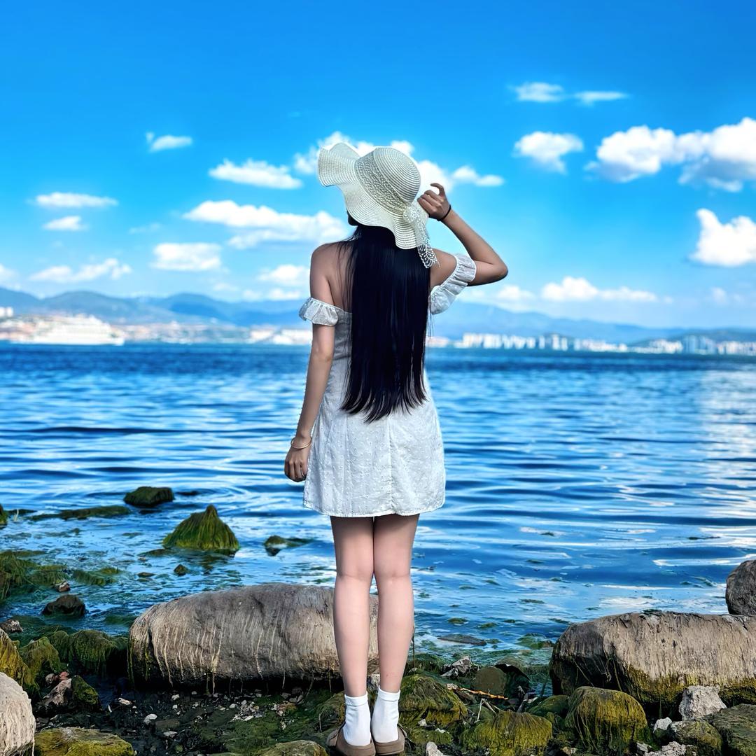 苏小莹𝙈ᐝ  （化妆师）