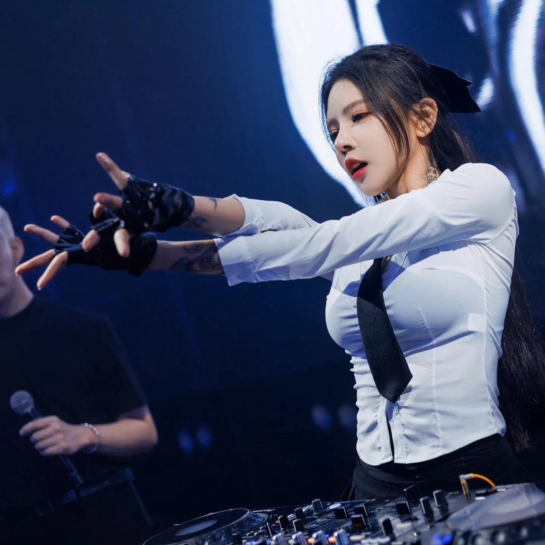 赤道LIVE CLUB