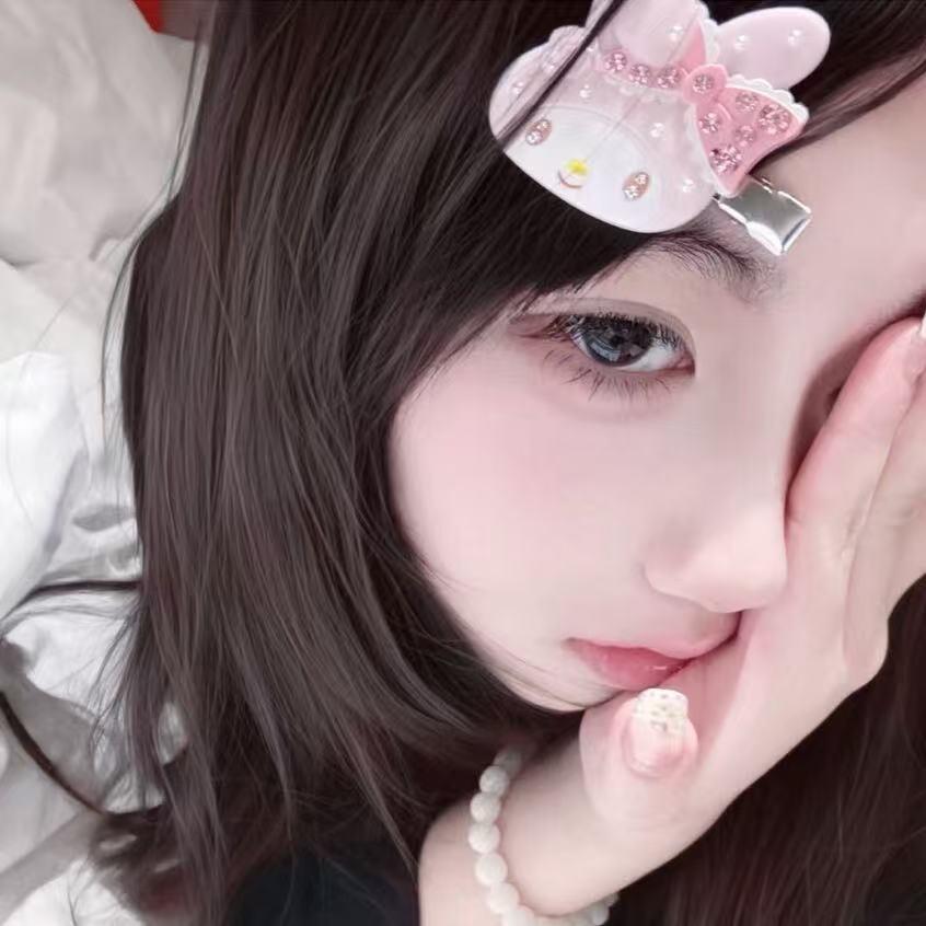 馋咪辣妹