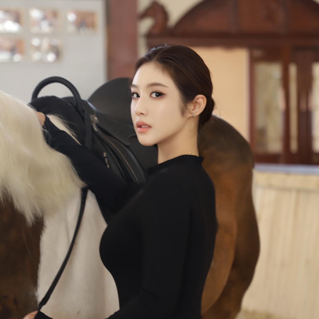呼啦圈女王💃马嘉华