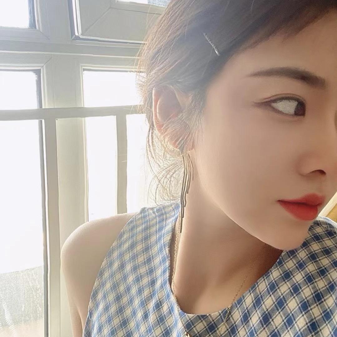 王哈哈呀（龙凤胎👩）