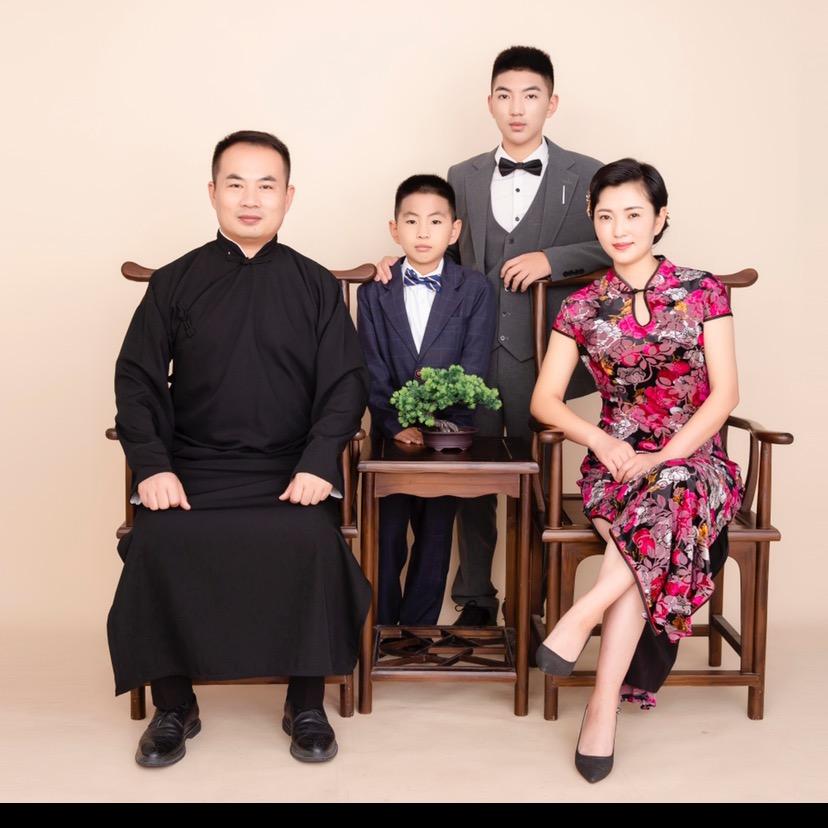 卖铲车的牛叫兽