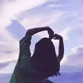 爱啃书的小松鼠