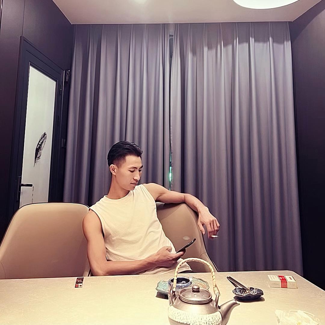 （森云）蓝龙虾种苗销售中心