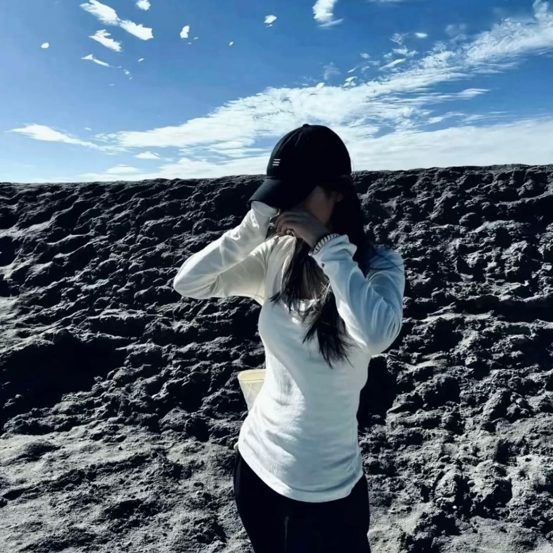 梦梦.