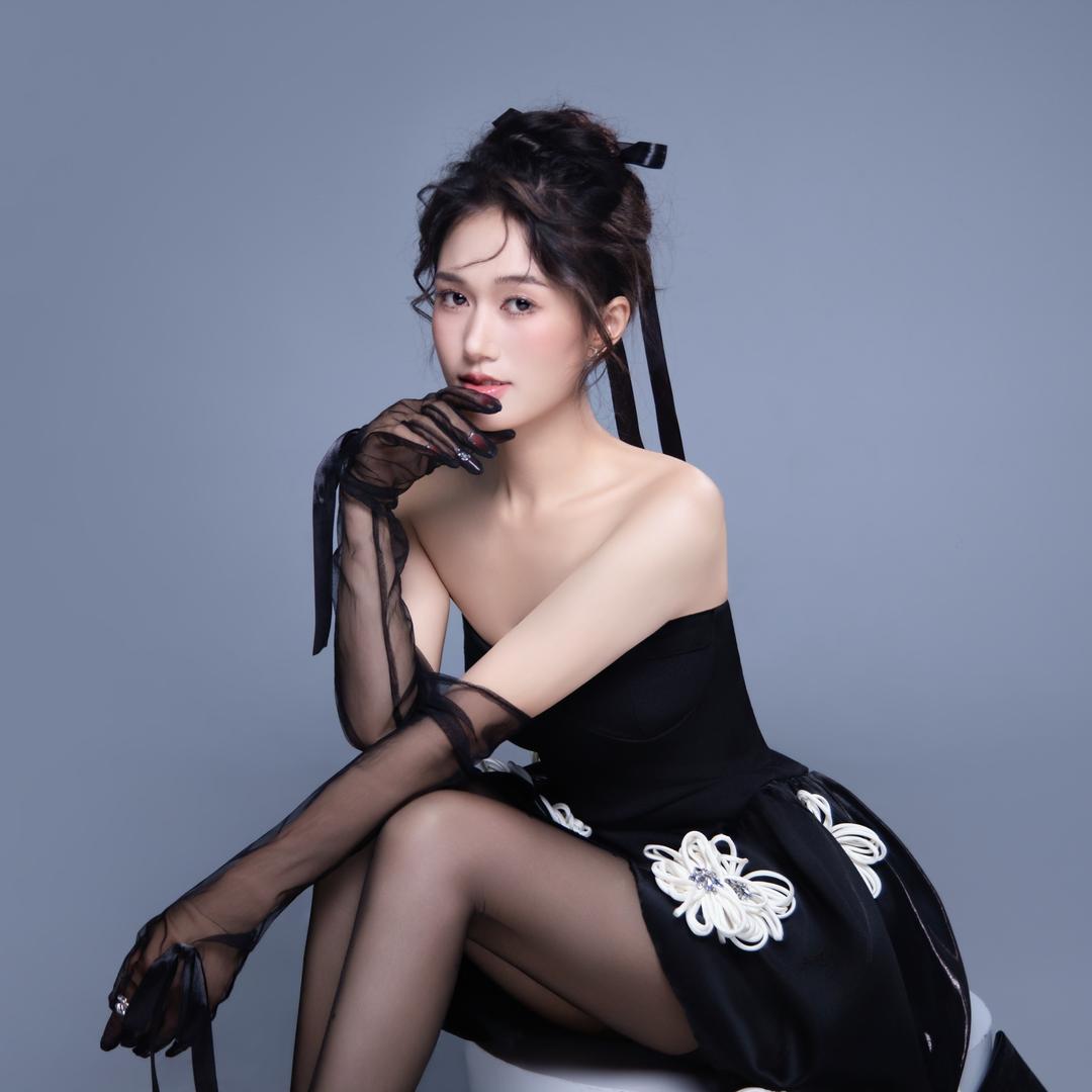 云南小十三🌈新歌《花前月下结良缘》