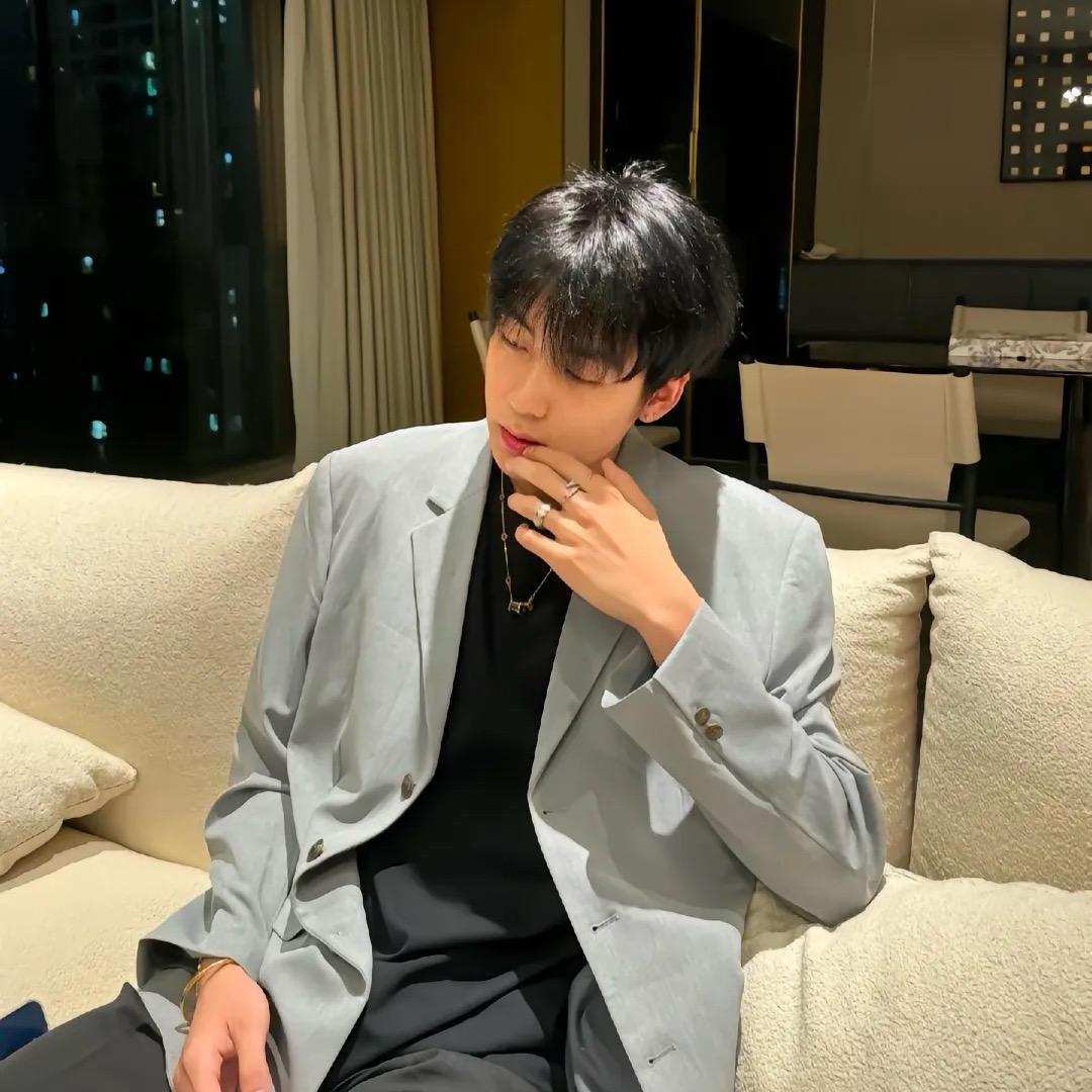 ᝰꫛ远方ꫀꪝ